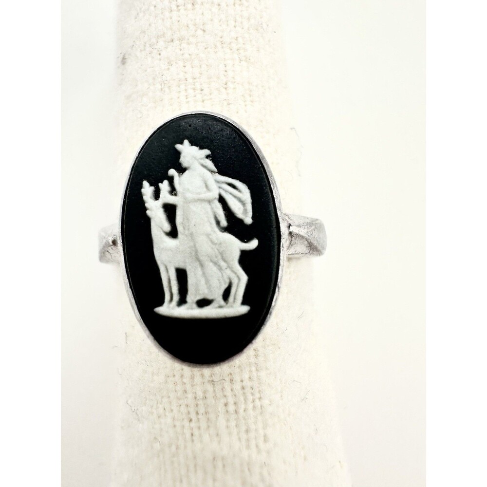 Wedgwood Jasperware Goddess Diana Black Ring Size 6.75 Sterling Silver JW - Picture 5 of 5